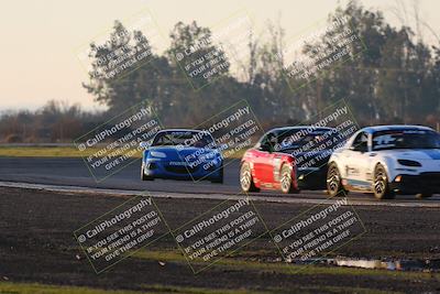 media/Jan-13-2024-CalClub SCCA (Sat) [[179f4822a7]]/Group 7/Sunset (Race)/